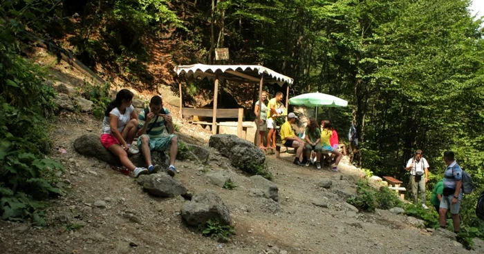 Tourists at the mountain