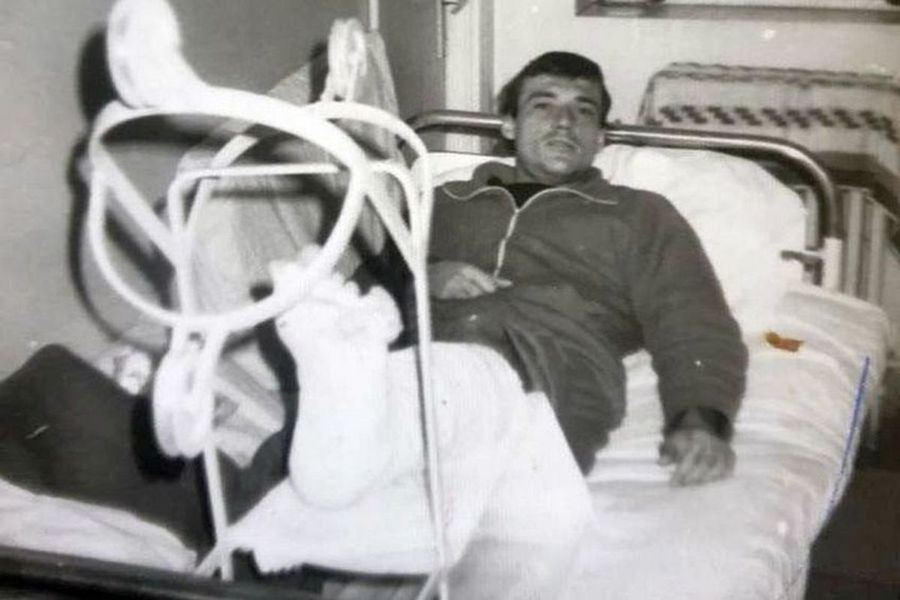 Marcel Pușcaș, on the hospital bed, after the injury caused by the sabou The lives and deaths of Marcel Sabou and Vasile Mănăilă