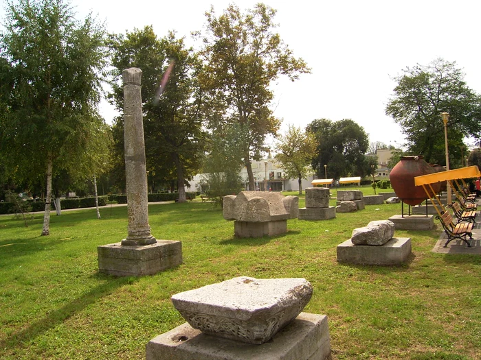 Vestiges of Tomis. Photo: Wikipedia. 