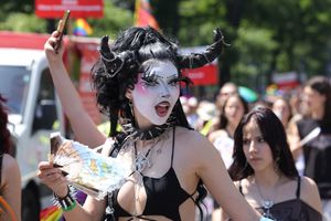 Gigi, where is Agheasma? I attended Vienna Pride, where I saw people-people, men covered only with ... a sock, children and thousands of people in eccentric clothing