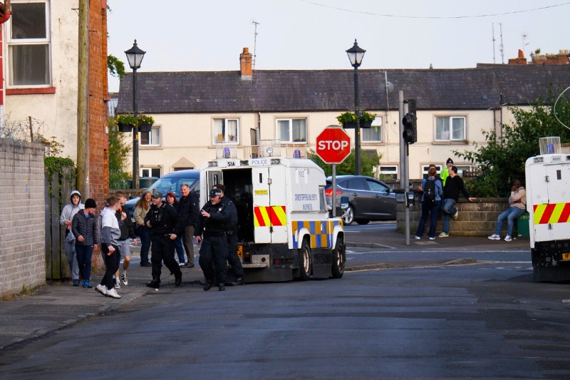 An explanation, on sources, after the report of Hotnews in Northern Ireland: Why didn't the Romanian ambassador go to Ballymen?