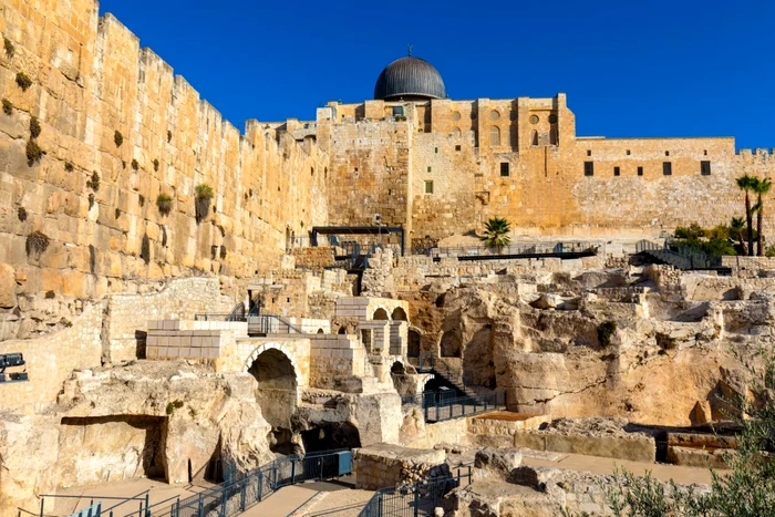 Romanian pilgrims are in Israel and Bethleem Photo: Shutterstock