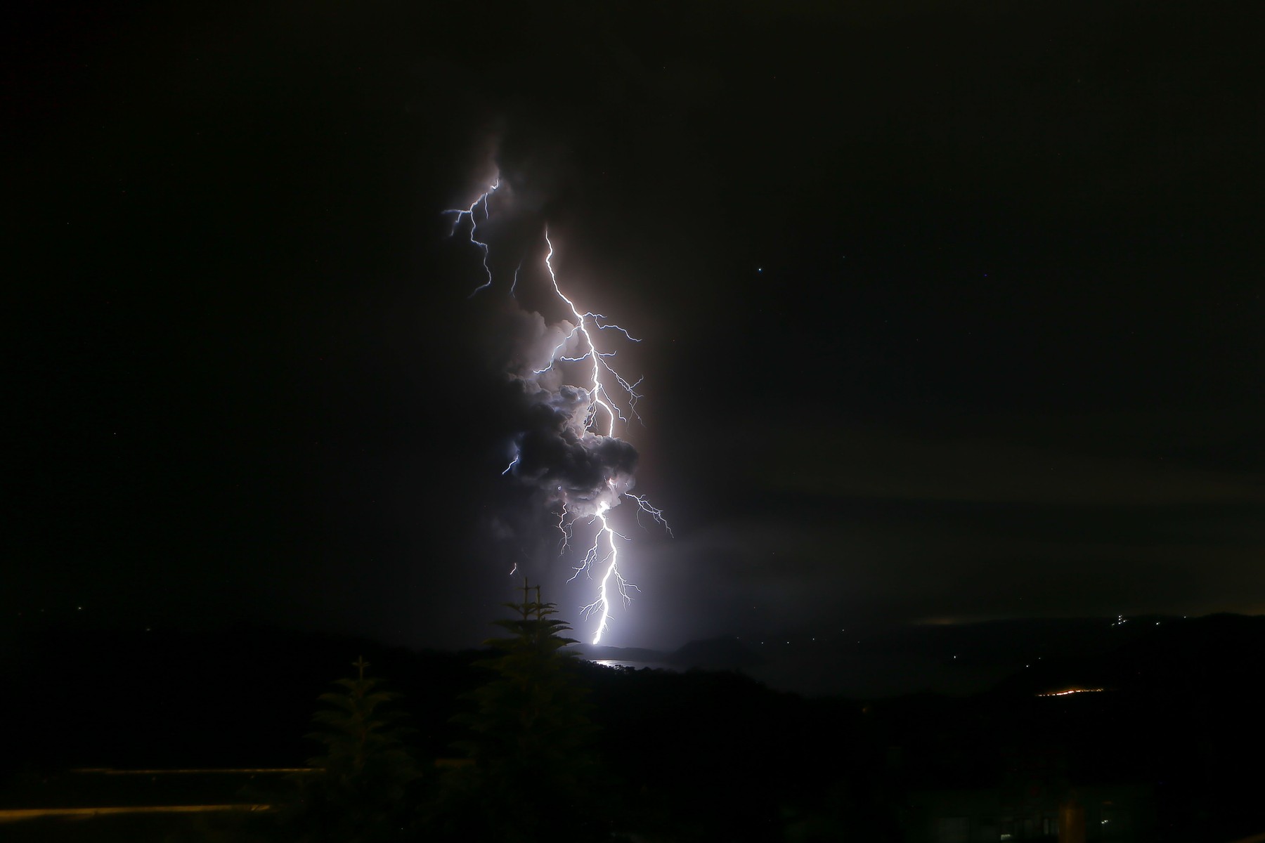 three-climbers-died-hit-by-lightning-in-a-rare-incident-in-austria