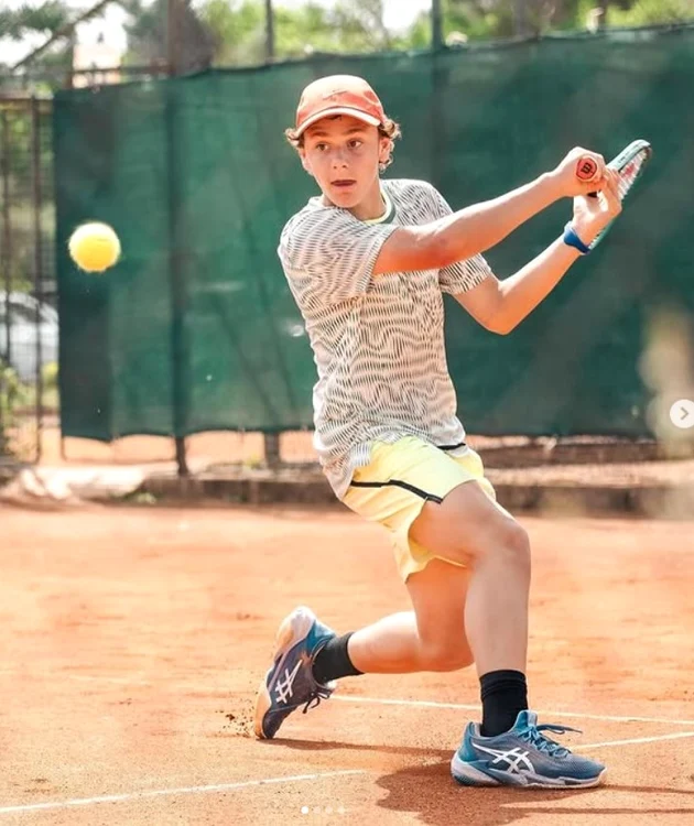 The young player uses the slice well