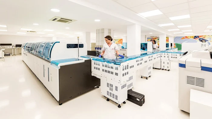 MAIN PHOTO LAB LABORATOR RM JPG