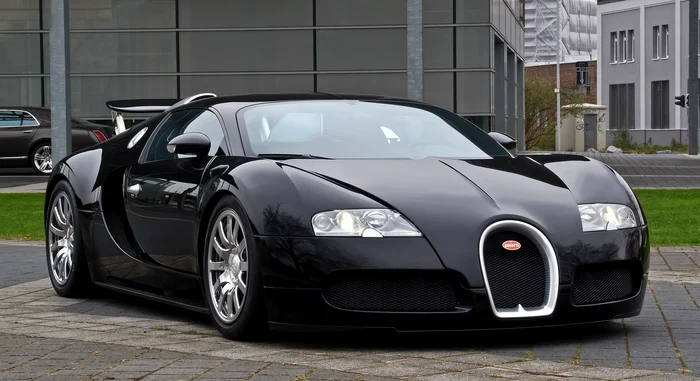Bugatti Veyron is one of the most expensive cars in the world. Photo wikipedia