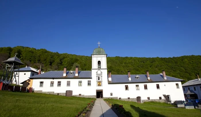 Entrance to the Brother's Monastery in Vâlcea Photo Daciana Stoica