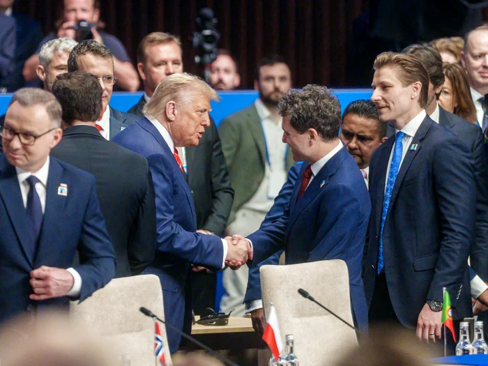 Nicușor Dan shook hands with Donald Trump PHOTO Presidential Administration 