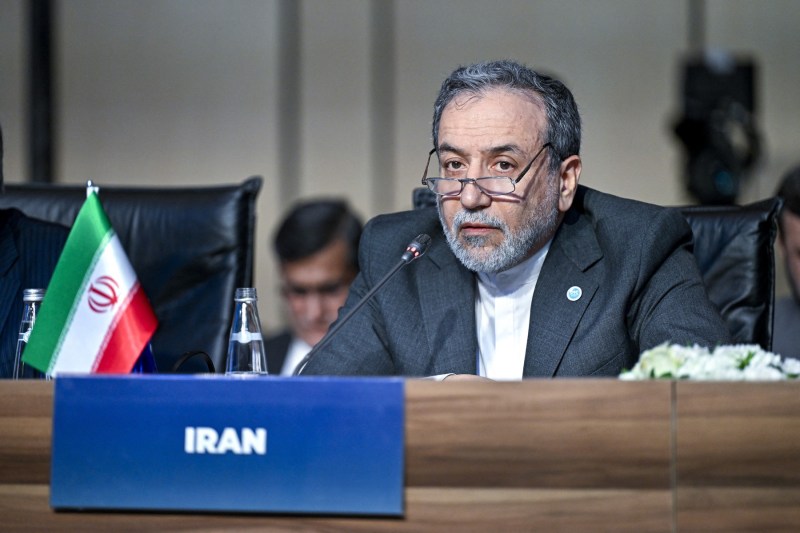 Iran puts a condition to resume negotiations with the US. 