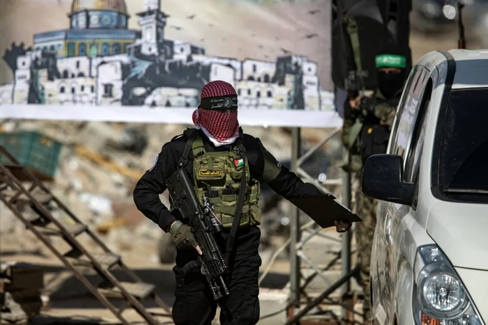 Hamas fighter during the February Armistice PHOTO EPA-EFE