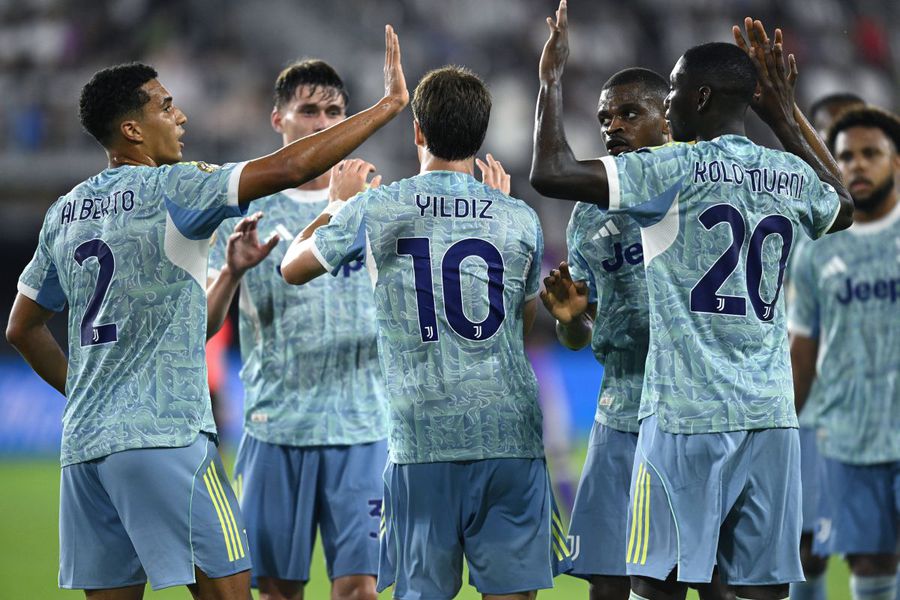 Juventus's players celebrate the perfect start at the club World Cup, 5-0 with Al-Ain / Photo: Imago Record contract signed in series A »the huge amount that a colossus will receive from the sponsor by 2037!