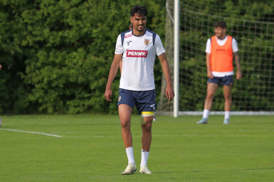 Ștefan Baiaram, during the Monday / Photo training: Ionuț Iordache (GSP) First jokes, then