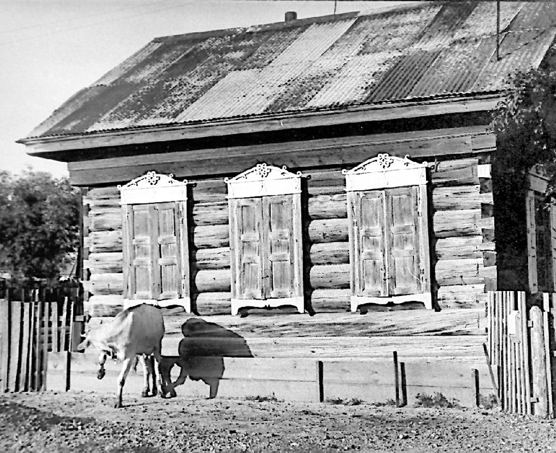 The huts of the first Cossacks in Yekaterino-Nikolsky