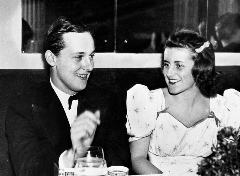 Kathleen Kennedy and William Cavendish, Marquis Hartington, 1940