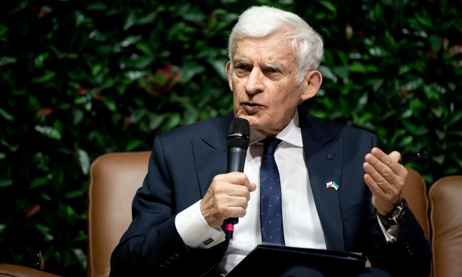 Jerzy Buzek: We must have strategic immunity