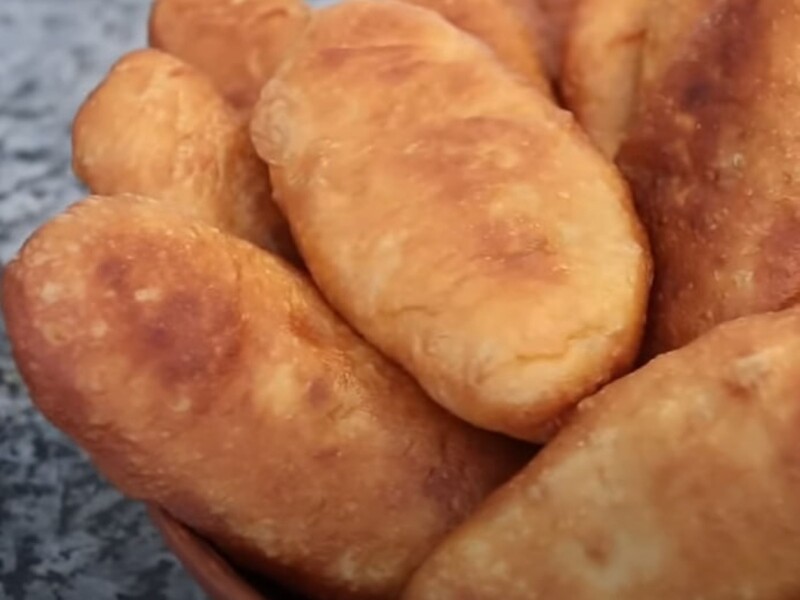 Add it to flour - and fried pies will turn out to be incredibly tasty and soft. The recipe for the perfect test