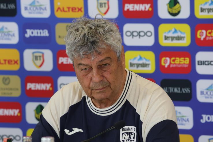 Austria - Romania // Conference - Mircea Lucescu (photo: Ionuț Iordache - GSP)