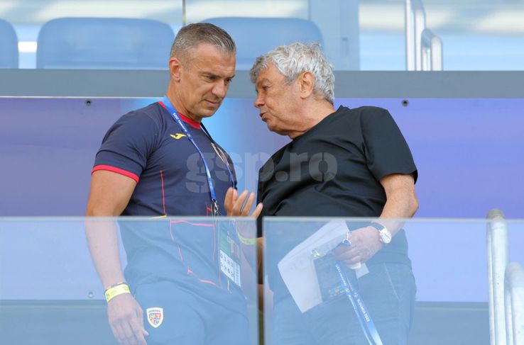 Daniel Pancu, meeting with Mircea Lucescu before Spain - Romania, from Euro U21. Photo: Ionuț Iordache (gsp.ro)