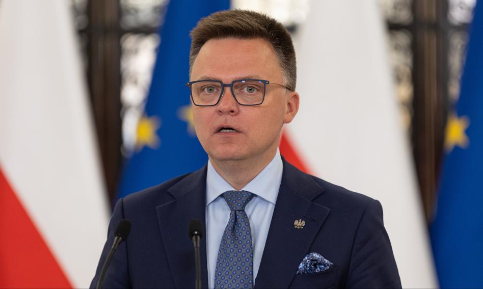 Third way closed or only under renovation? Hołownia: Time to determine your own identity