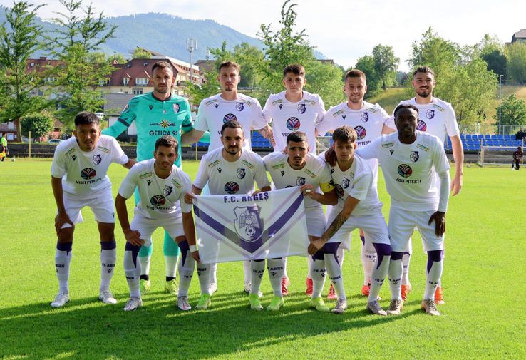 Pictures from the White-Violet Cantonment / Photo Source: Facebook@ FC Argeș