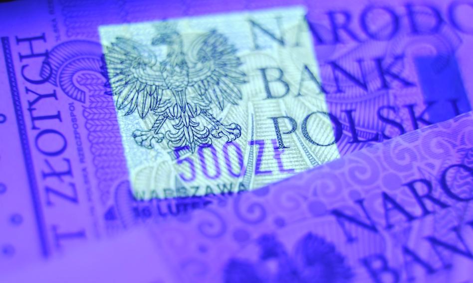 Polish debt is approaching PLN 2 trillions. Only in May 22 billion arrived