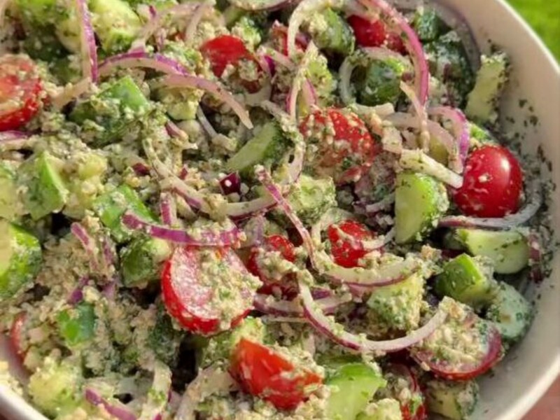 Make this simple refueling - and the vegetable salad will turn out to be incredibly tasty and fragrant. Simple recipe