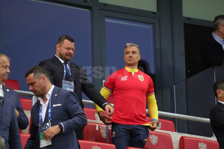 Daniel Pancu, in the stands at Italy U21 - Romania U21 / Photo: Ionuț Iordache GSP