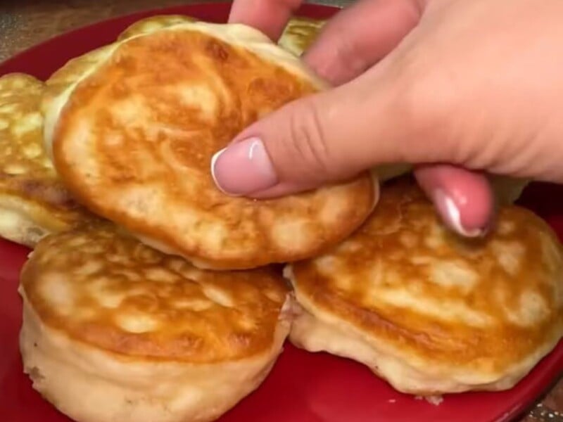 Thanks to this secret ingredient, pancakes will always be magnificent and tasty. Test recipe without eggs