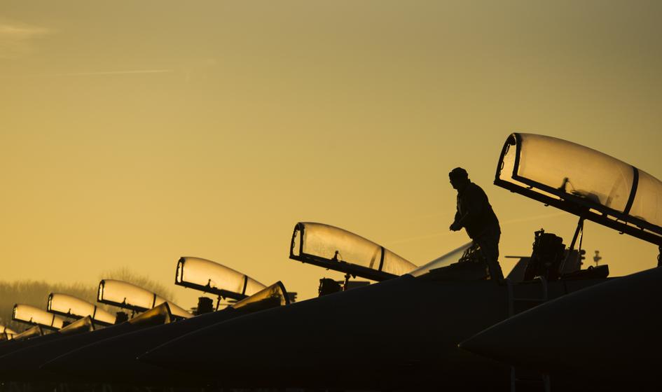 Multiply spending four times. NATO wants to increase air defense expenditure