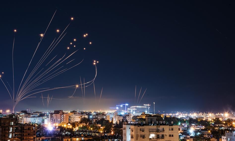 Israel in trap. Trump is delaying with an attack, and Jews are starting to lack shells
