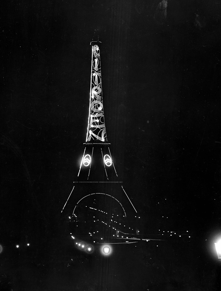 Citroen advertisement on the Eiffel Tower, Paris, 1925