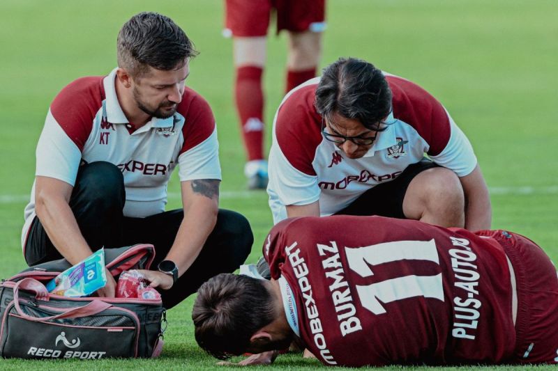 Superliga: serious injury suffered by Borisav Burmaz. How much his quick striker will miss