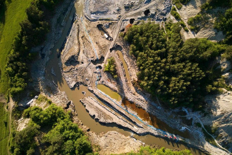 Praid saline rescue plan. Experts want to deviate the waters of the Corund stream