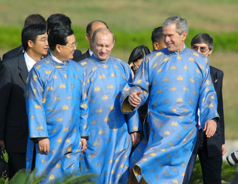 Hu Jintao, Vladimir Putin and George W. Bush in Vietnam, 2006