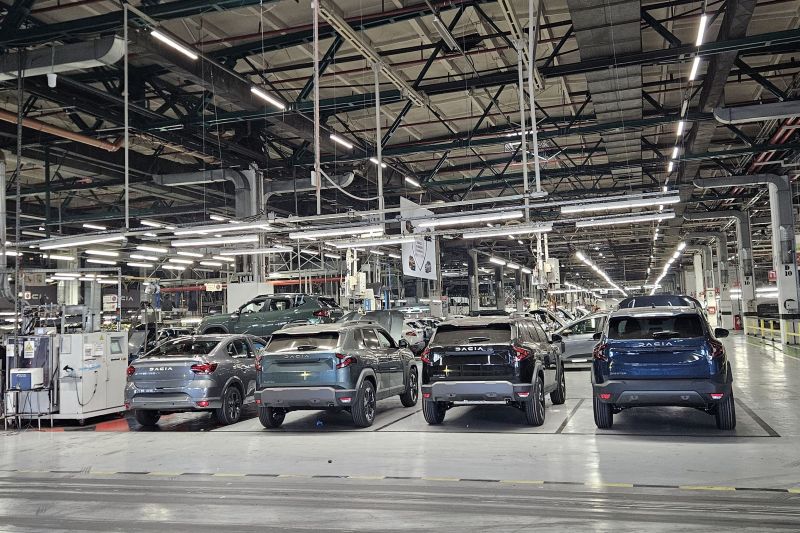 Dacia makes voluntary redundancies with premiums up to 40,000 euros. What is happening in the factories 