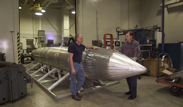 Creator "mothers of all bombs" GBU-43/B MOAB Al Weimorts (L) and designer of its model Joseph Fellenz, USA, January 1, 1970.