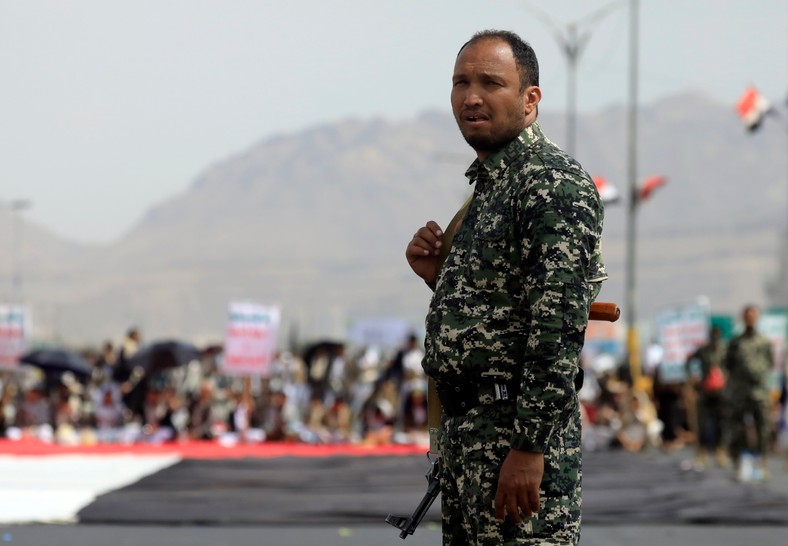 Huti soldier during a protest against Israeli raids on Iran in San in Yemen, June 20, 2025.