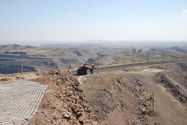 The Metal Mine of Rare Lands in Bayan NIEW in China