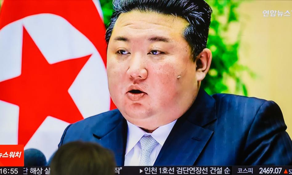 North Korea with a wall behind Russia. Kim Jong Un declared unconditional support