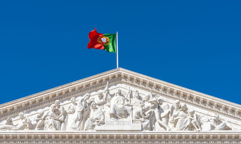 2 percent Portuguese. Lisbon reaches for