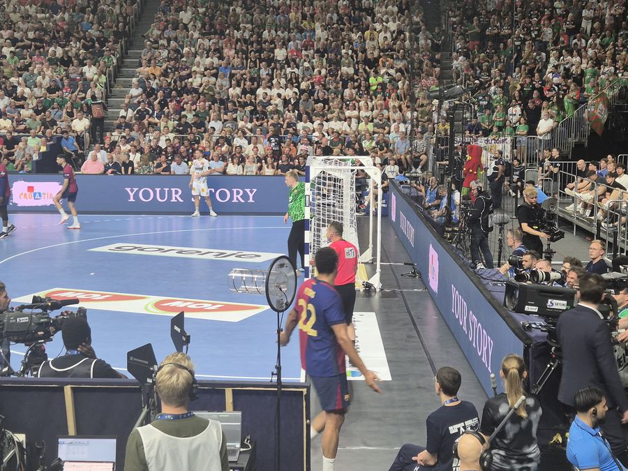Petrus, eliminated New Cathedral in Koln! How did a day-attend day show at the end of the Champions League Four
