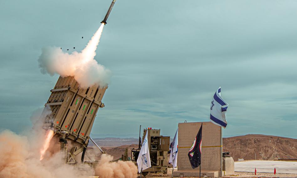 Exchange of blows between Israel and Iran. Rockets hit Tel Aviv and nuclear objects