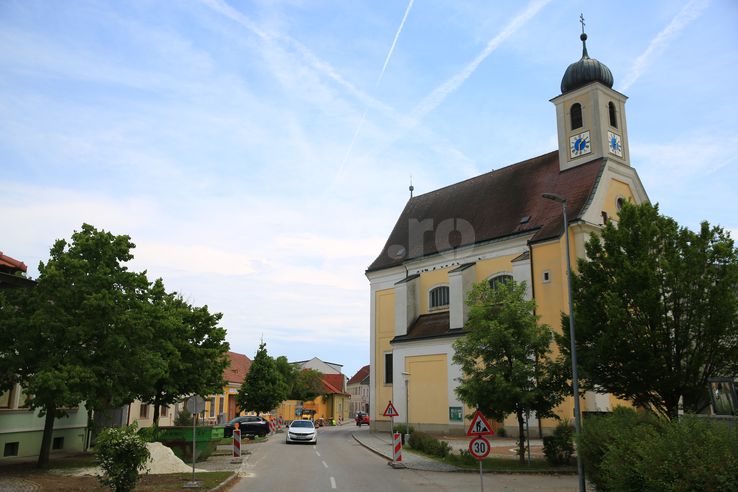 The church in Günselsdorf, a few meters from the former building where Cristela Georgescu had a photo office: Ionuţ Iordache (GSP)