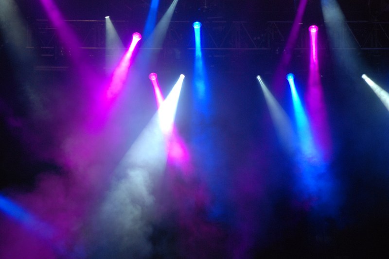 While the governors talk about reducing the waste, a City Hall in Constanța gives hundreds of thousands of euros on seven days of concerts. Among the invited artists, Dani Mocanu and Vali Vijelie
