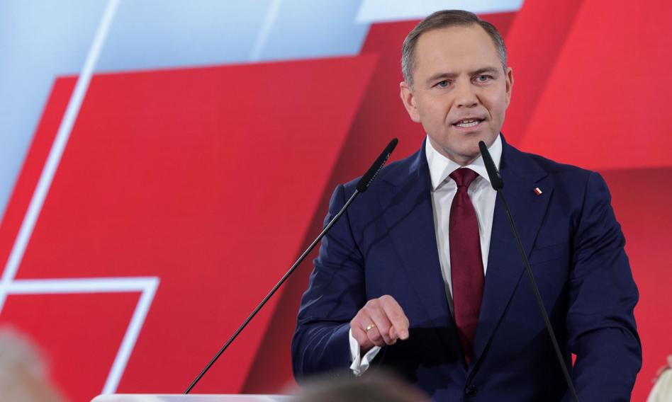 Deregulation above divisions. Business counts on Nawrocki's cooperation with the government