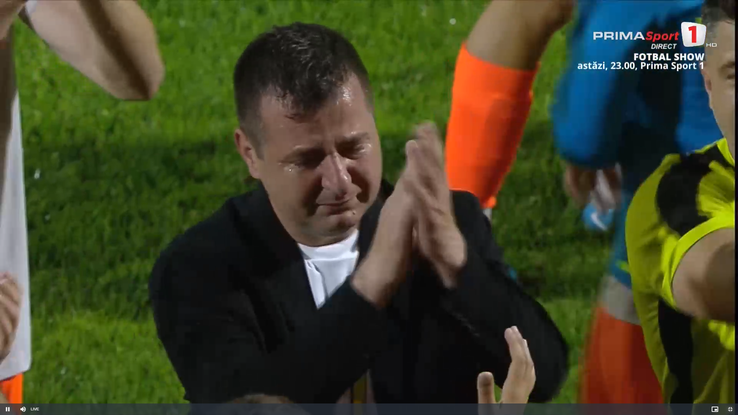 Ianis Zicu began to cry after Metaloglobus promoted in Superliga. Photo: Capture first sport