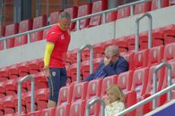How Daniel Pancu was surprised, immediately after Louis Munteanu executed the penalty lamentably