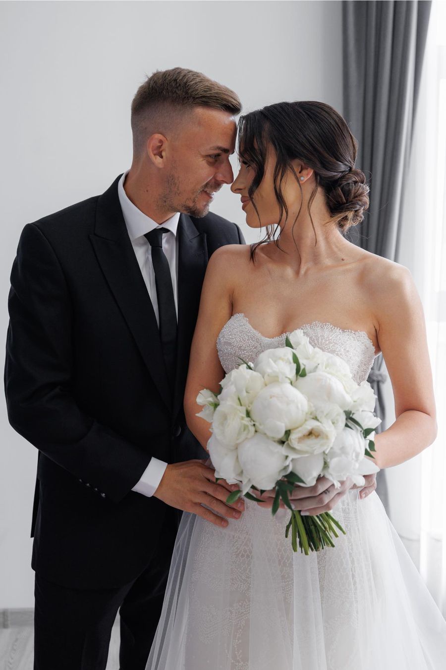Wedding in Banie before the national cantonment »Nicușor Bancu and Cătălina married