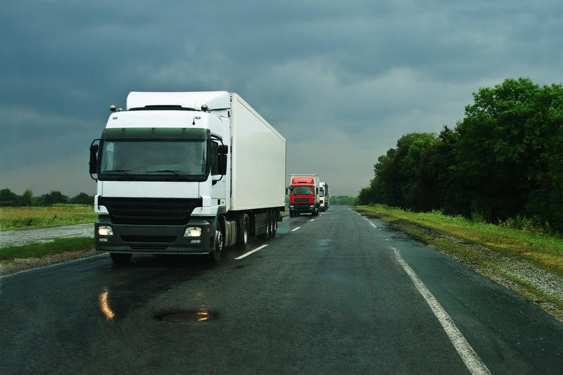 Trade - TIR, PHOTO: Avesun | Dreamstime.com