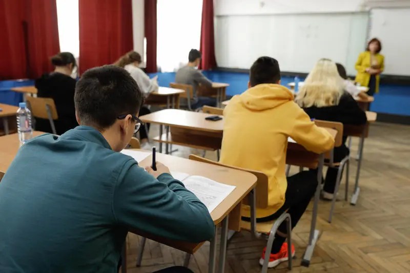 The BAC exam in Romanian 2025 takes place today. The first written test ...